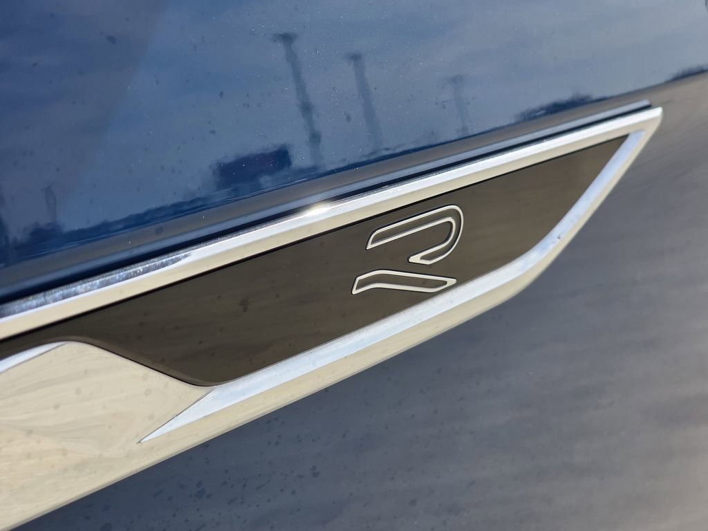 Used 2025 Volkswagen Atlas SEL Premium R-Line image 8