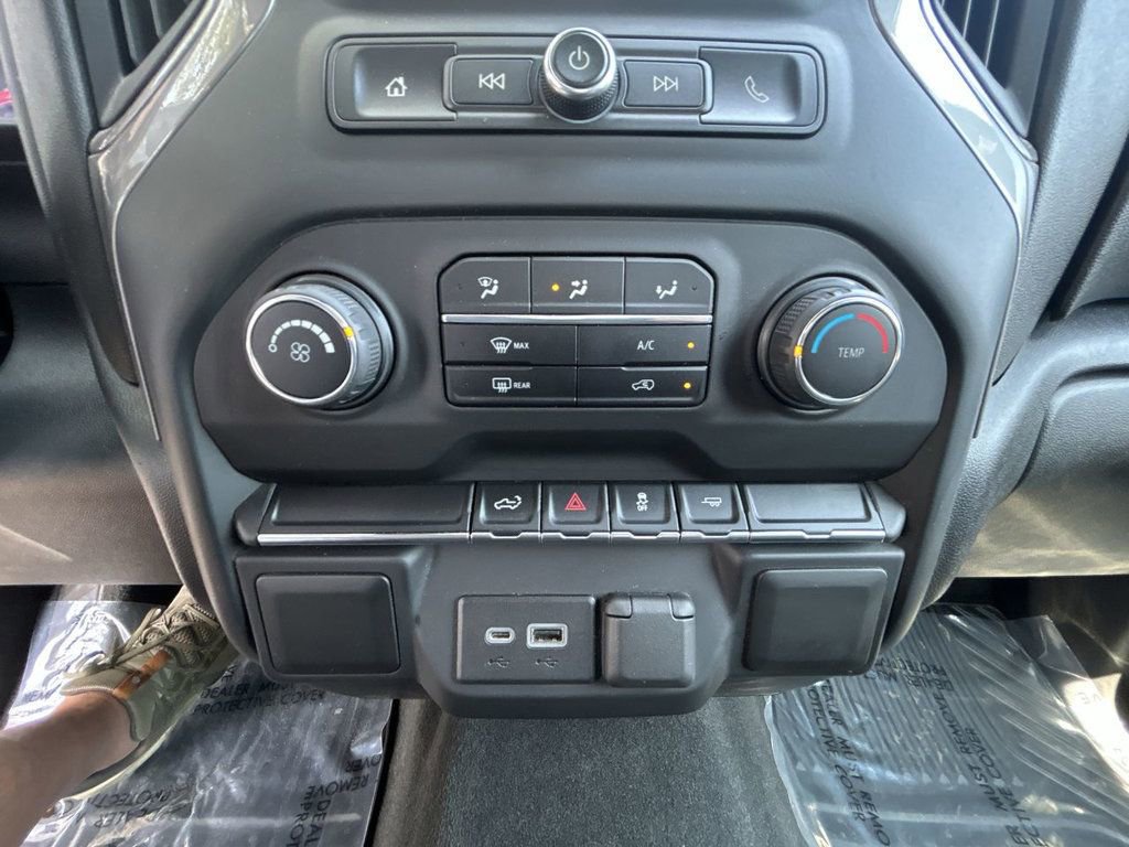 Used 2021 Chevrolet Silverado 1500 Custom RWD image 18