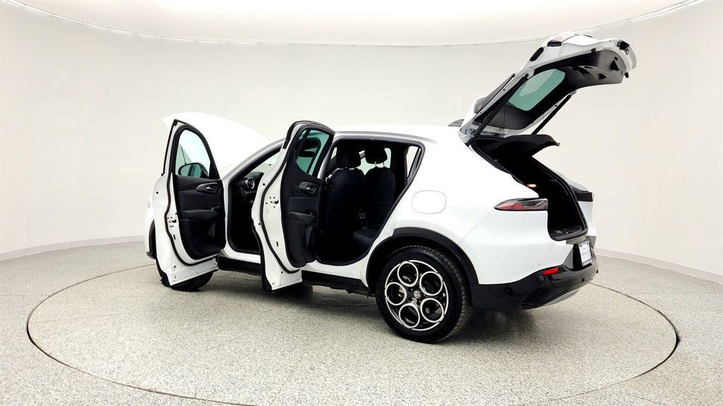 Used 2024 Alfa Romeo Tonale Ti image 12