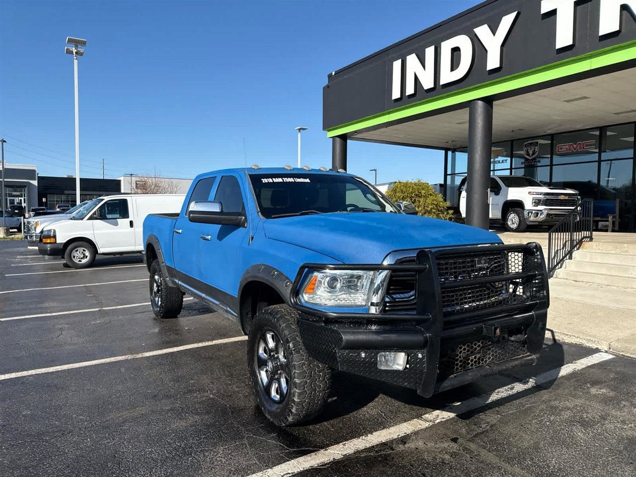Used 2018 RAM 2500 Limited AWD/4WD image 2