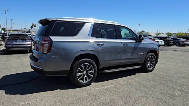 Used 2022 Chevrolet Tahoe LT w/ Luxury Package AWD/4WD image 8