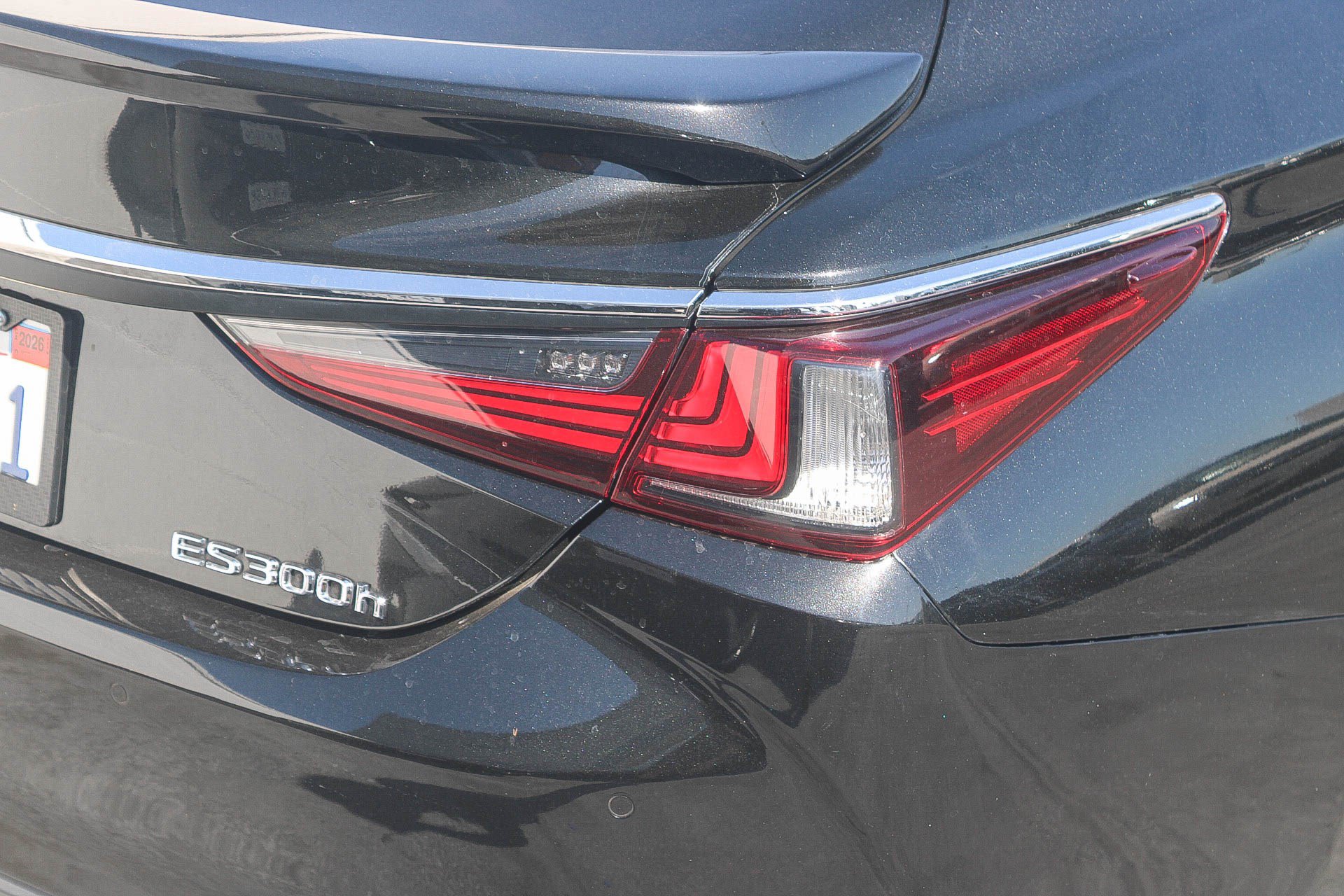 Used 2024 Lexus ES 300h w/ Premium Package FWD image 15