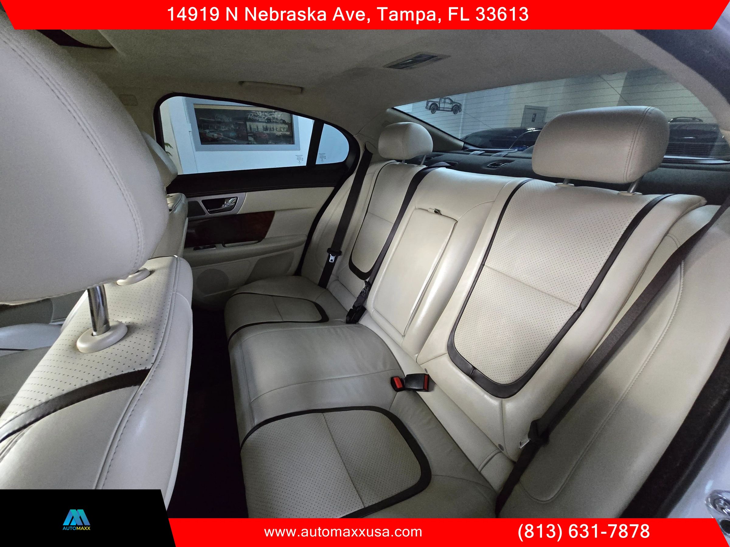 Used 2015 Jaguar XF Sport RWD image 32