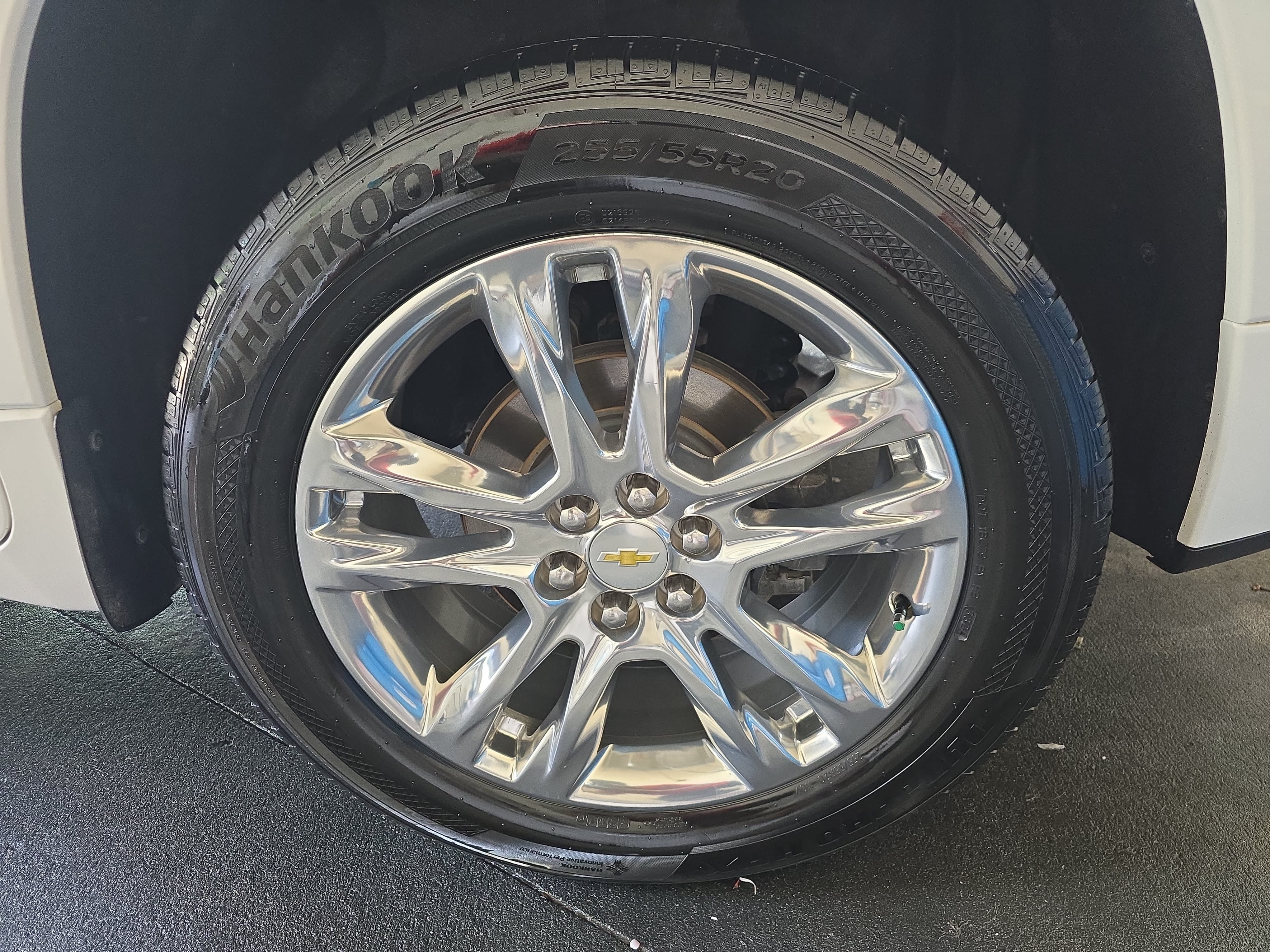 Used 2020 Chevrolet Traverse High Country AWD/4WD image 34