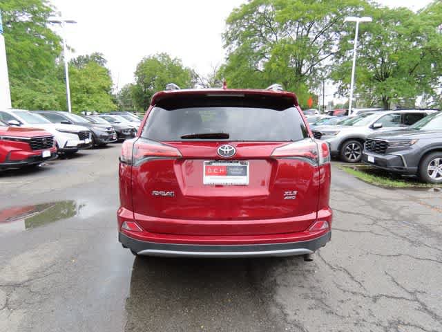 Used 2018 Toyota RAV4 XLE w/ Plus Extra Value Package AWD/4WD image 5