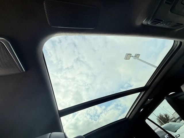 Certified 2023 Cadillac Escalade Sport Platinum image 7