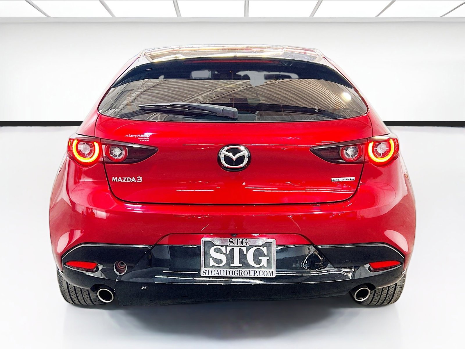 Used 2023 MAZDA MAZDA3 s FWD image 5
