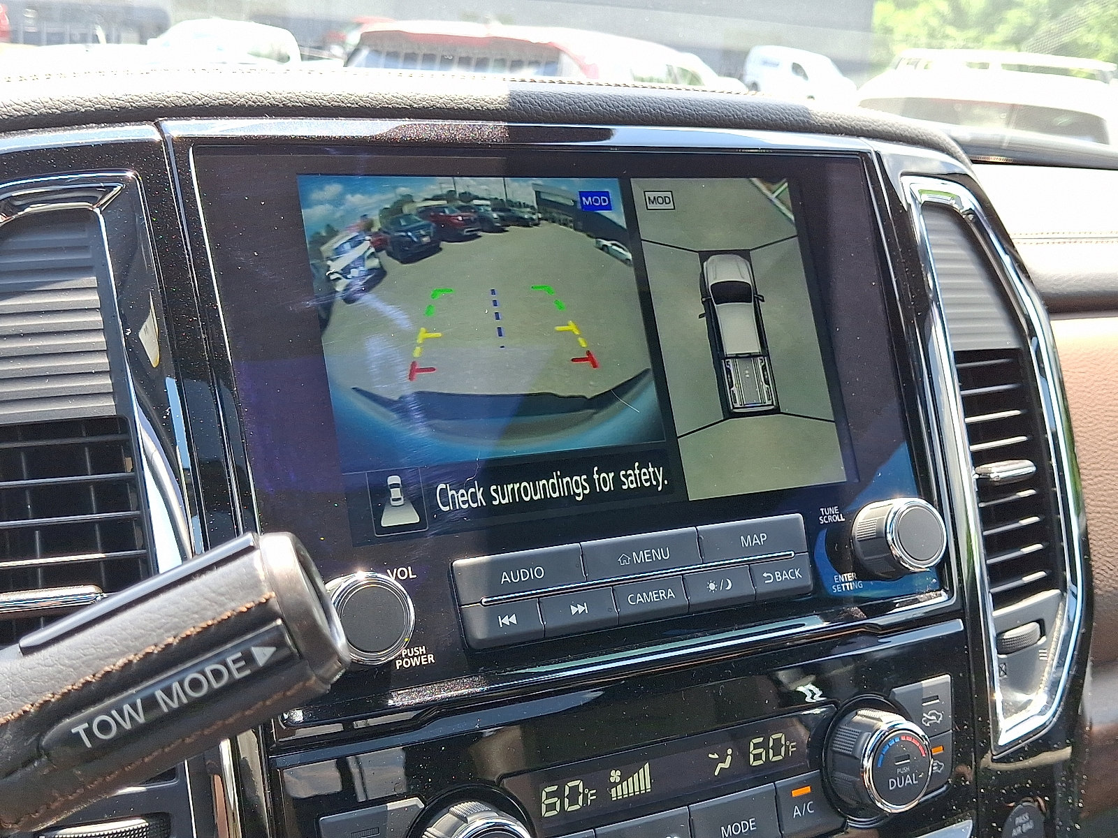 Used 2024 Nissan Titan Platinum Reserve w/ Moonroof Package image 20