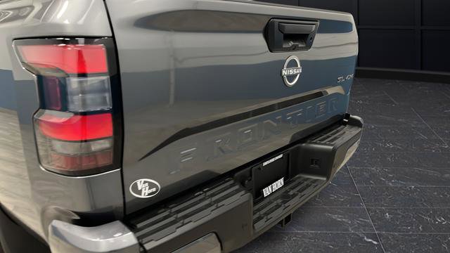 Used 2025 Nissan Frontier SL AWD/4WD image 39