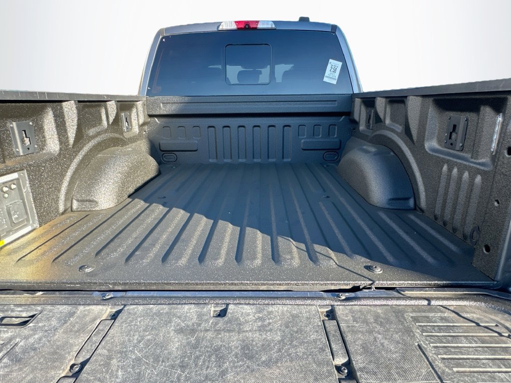 Used 2021 Ford F150 Platinum w/ Equipment Group 701A High AWD/4WD image 29