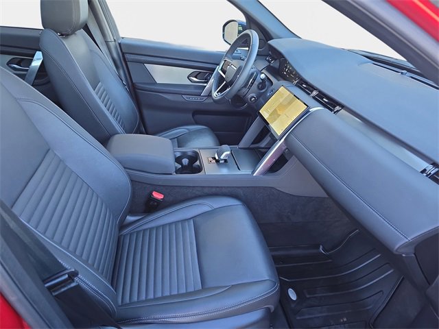Used 2024 Land Rover Discovery Sport Dynamic SE image 10