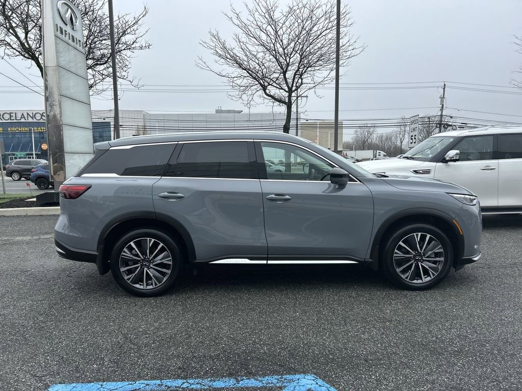 Certified 2026 INFINITI QX60 Luxe w/ Cargo Package AWD/4WD image 9