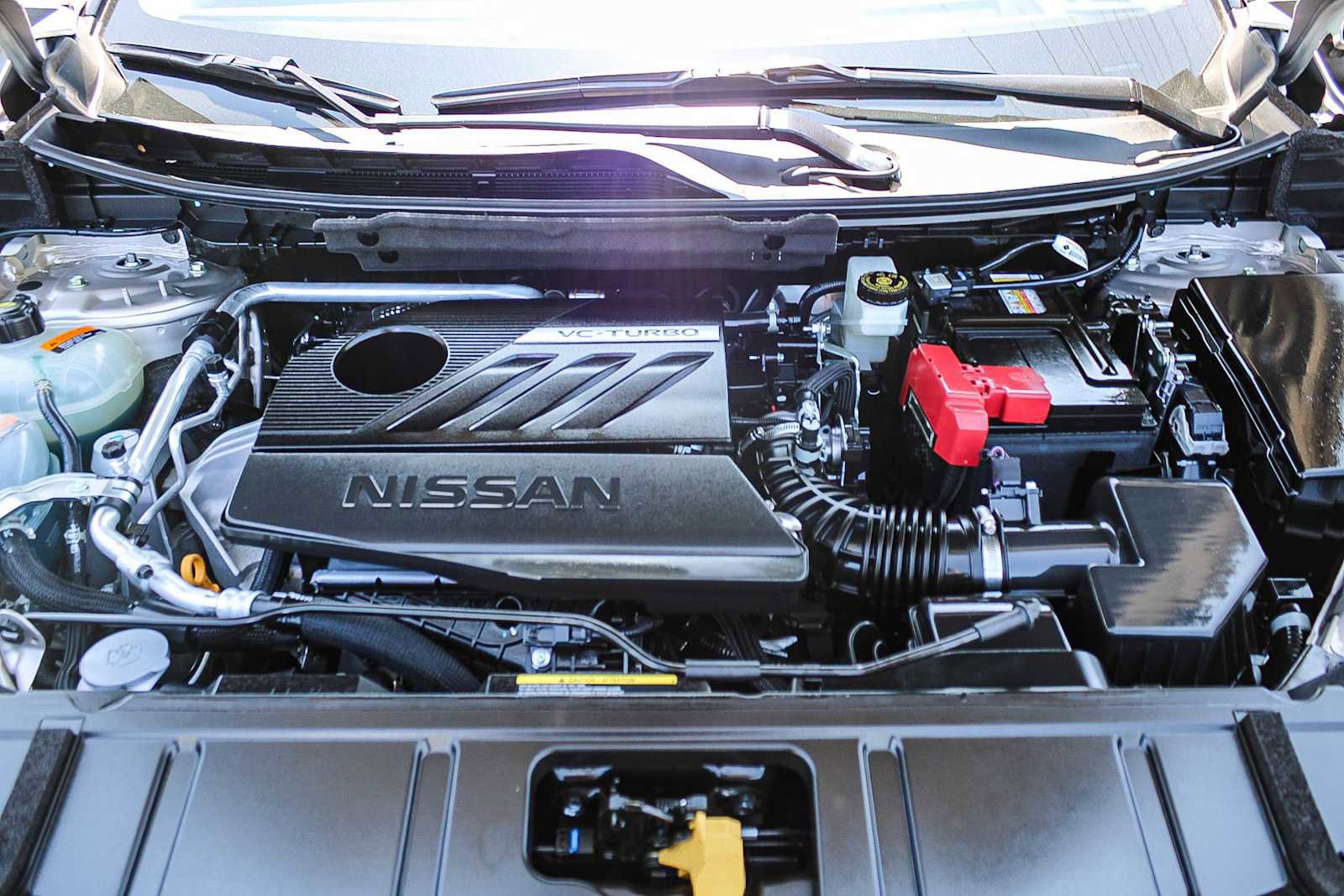 Used 2025 Nissan Rogue SL w/ SL Premium Package image 26