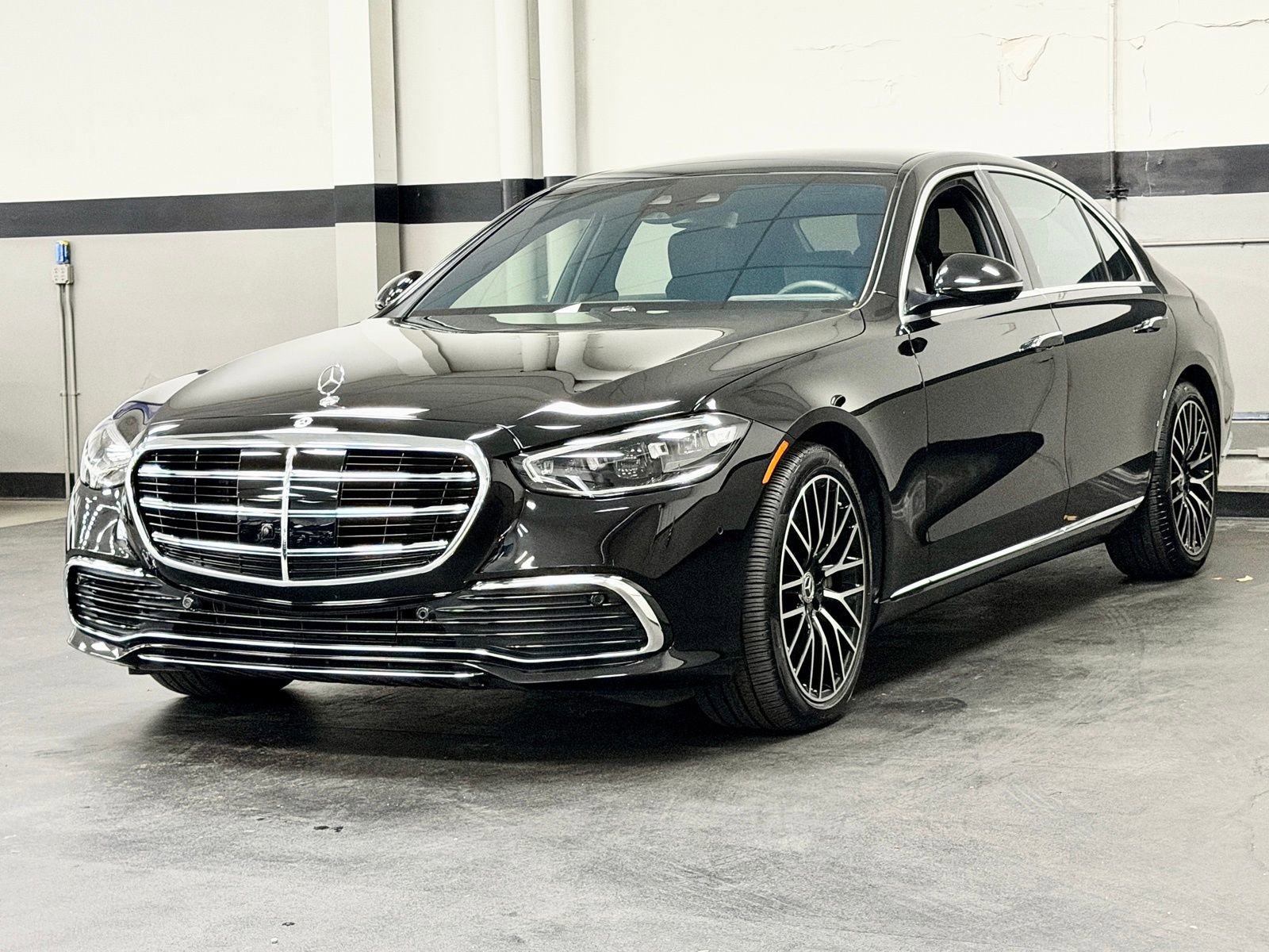 Used 2025 Mercedes-Benz S 580 4MATIC Sedan image 7