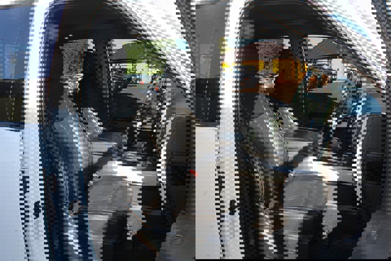 Used 2021 Ford F350 Lariat w/ Lariat Ultimate Package image 14