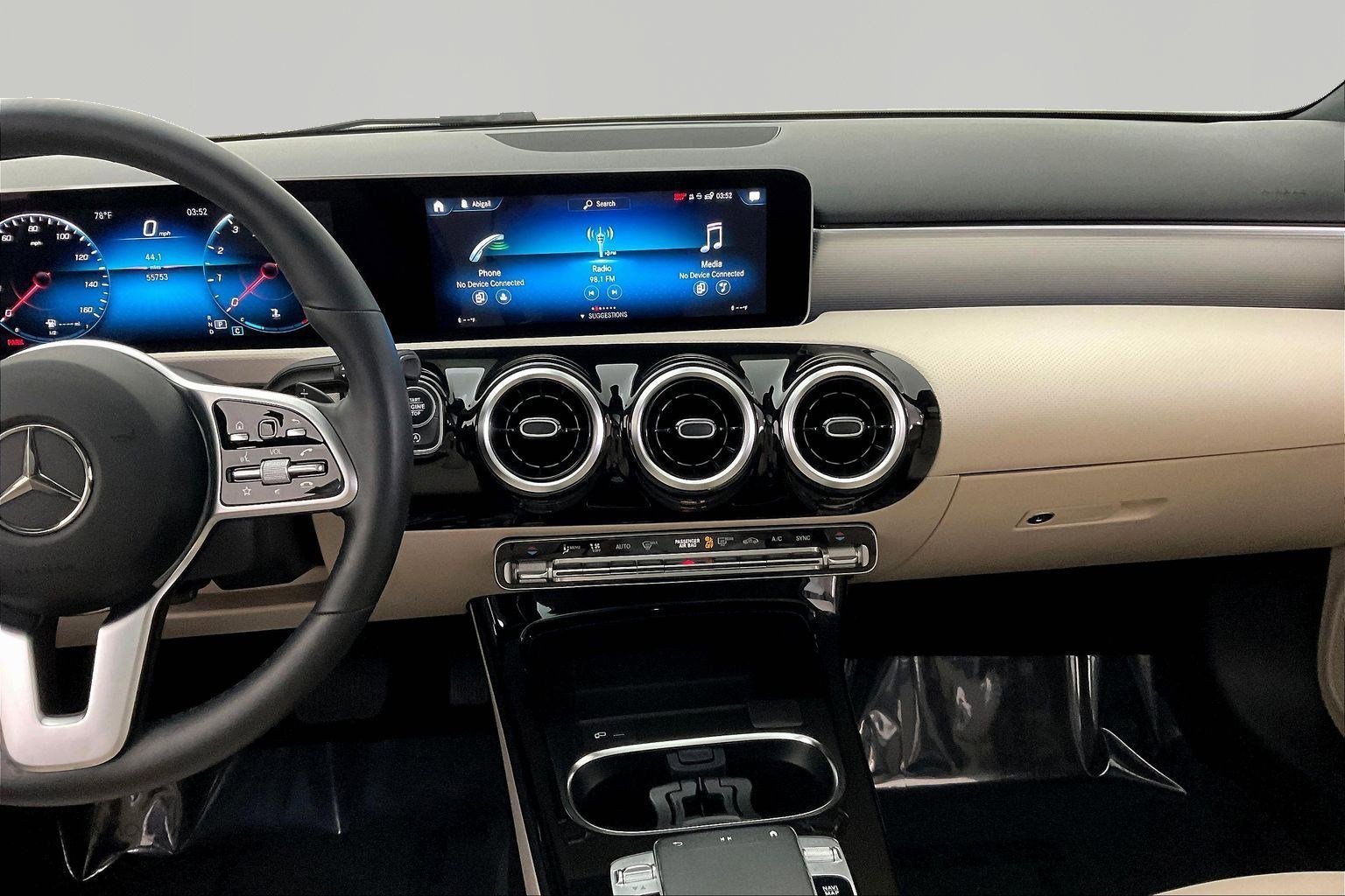 Used 2020 Mercedes-Benz A 220 4MATIC image 9