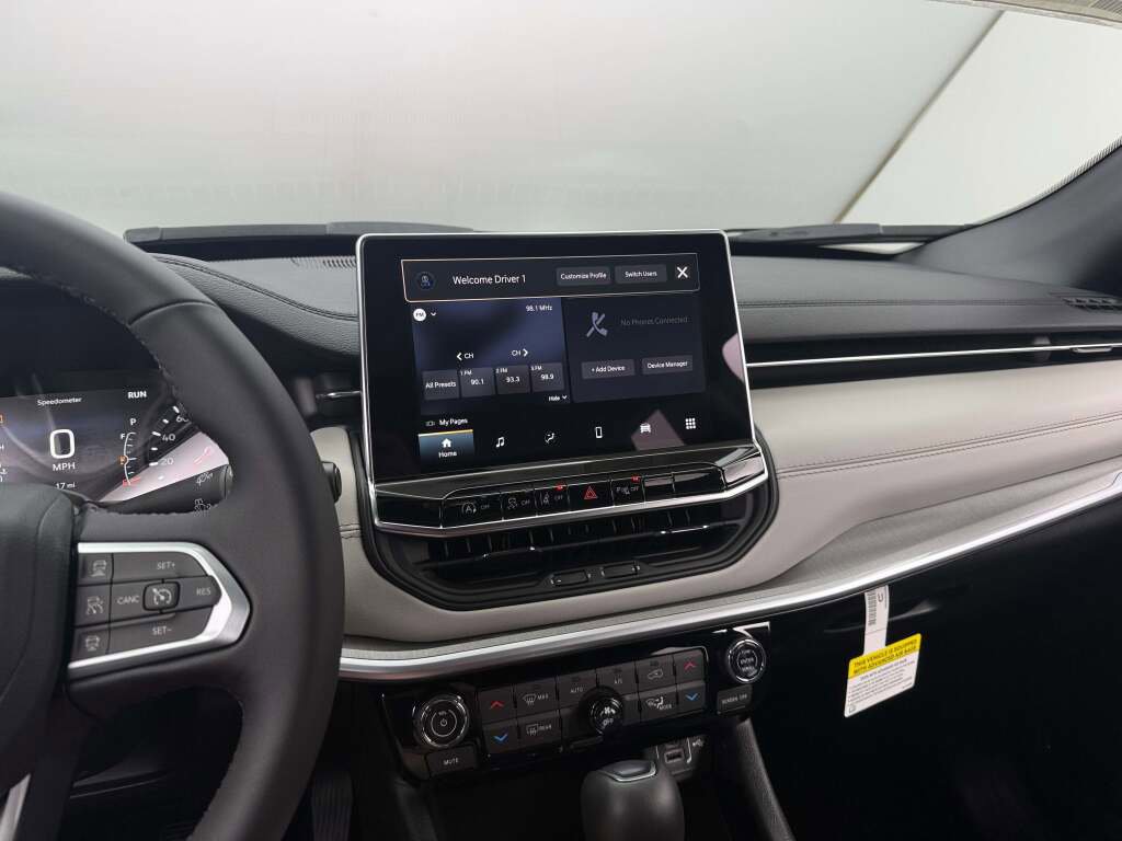 New 2026 Jeep Compass Limited image 28