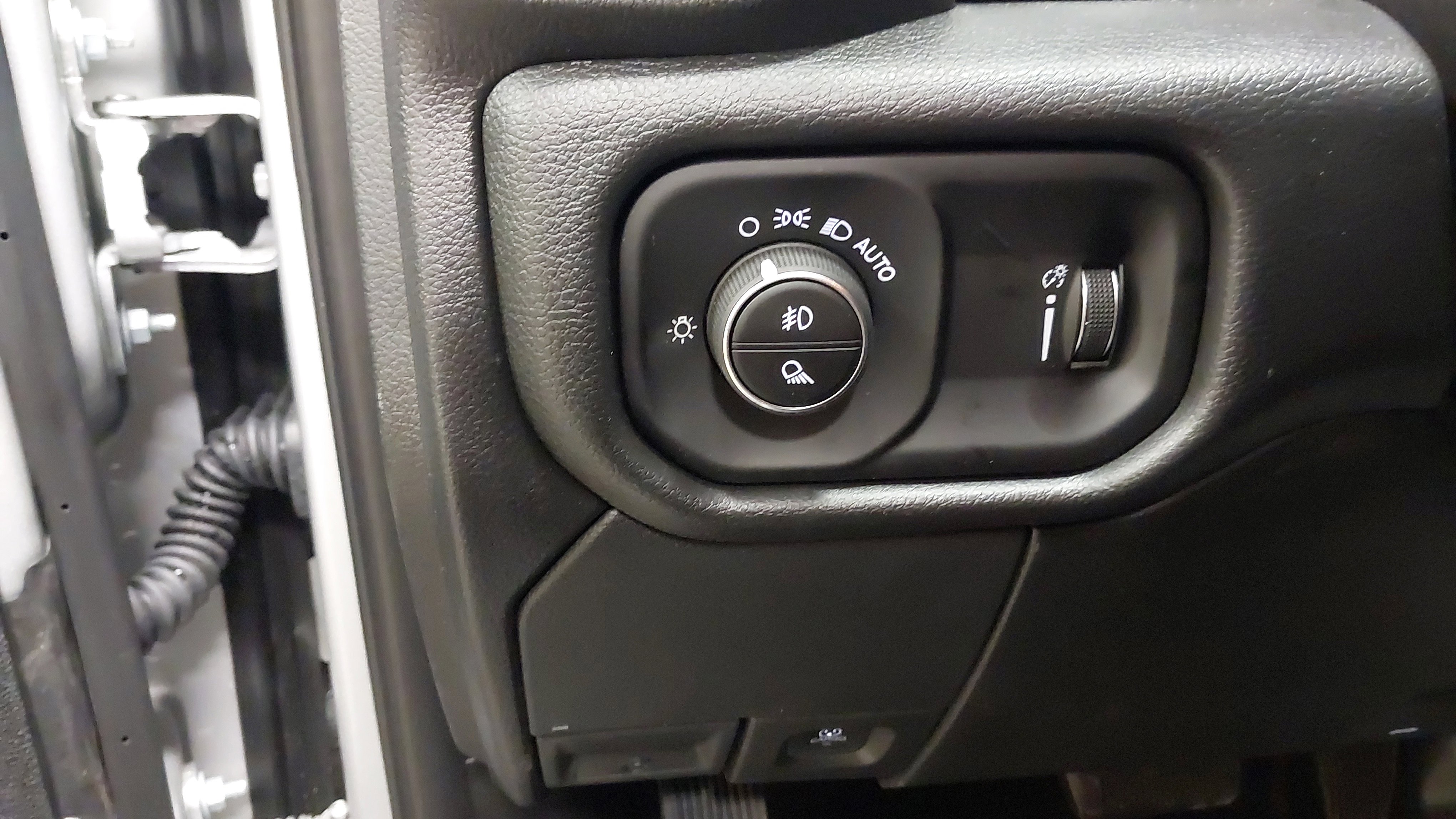New 2026 RAM 2500 Tradesman image 23