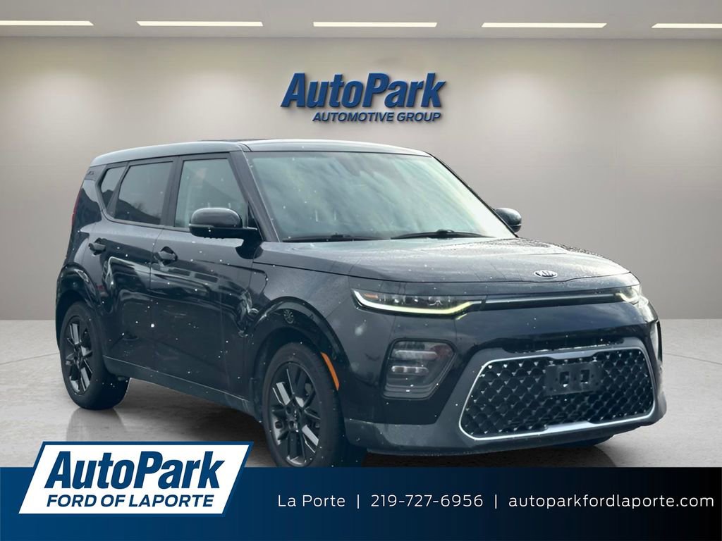 Used 2021 Kia Soul EX FWD image 1