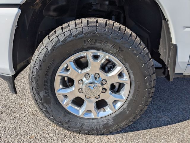 Used 2024 RAM 2500 Laramie AWD/4WD image 19