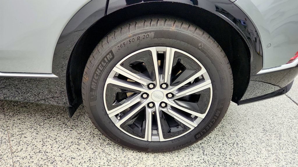 Used 2025 Cadillac Lyriq Luxury RWD image 9