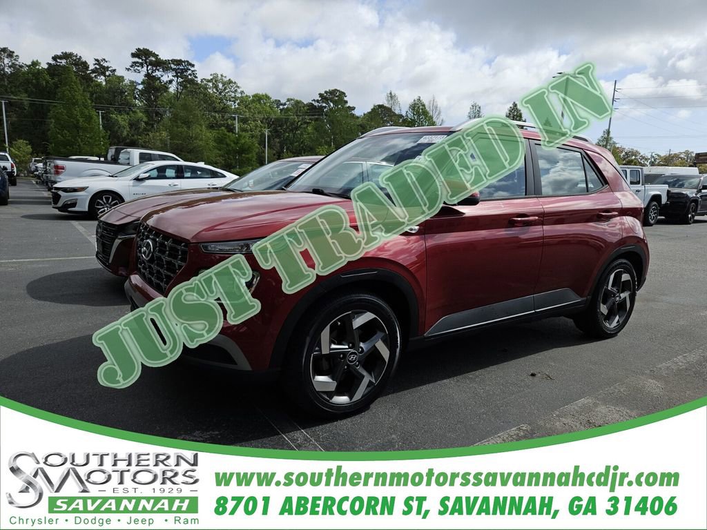 Used 2022 Hyundai Venue SEL w/ Cargo Package