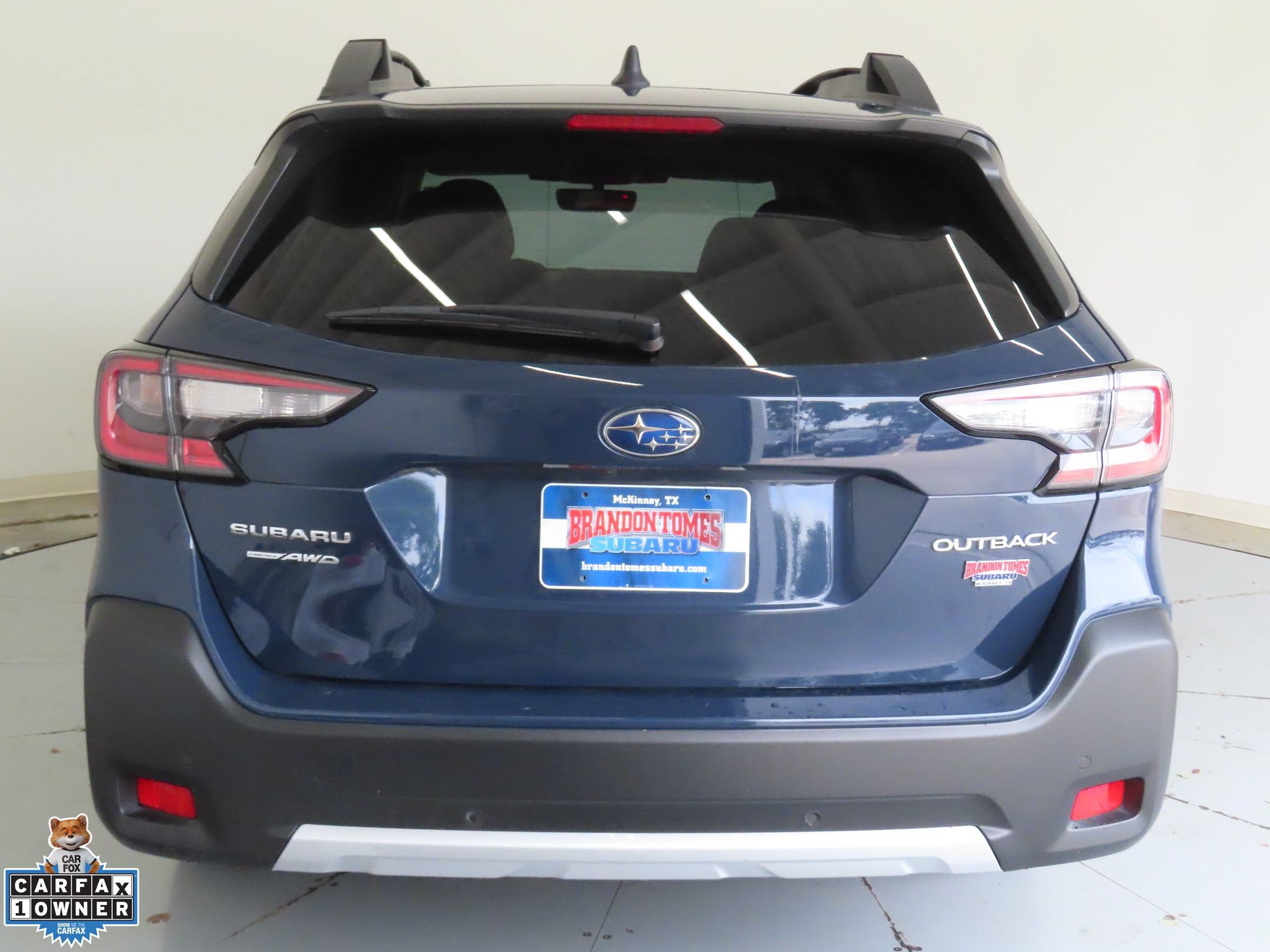 Used 2023 Subaru Outback Limited AWD/4WD image 4