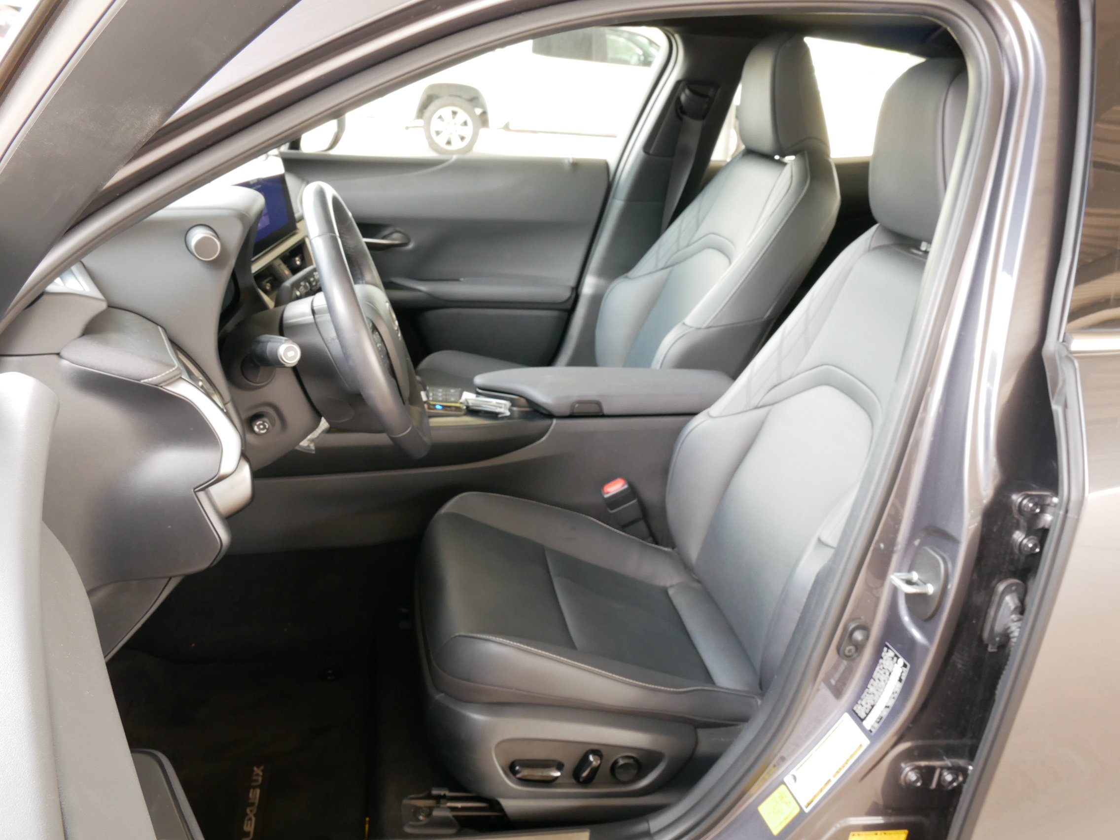 Certified 2025 Lexus UX 300h AWD w/ Accessory Package (Z2) image 2