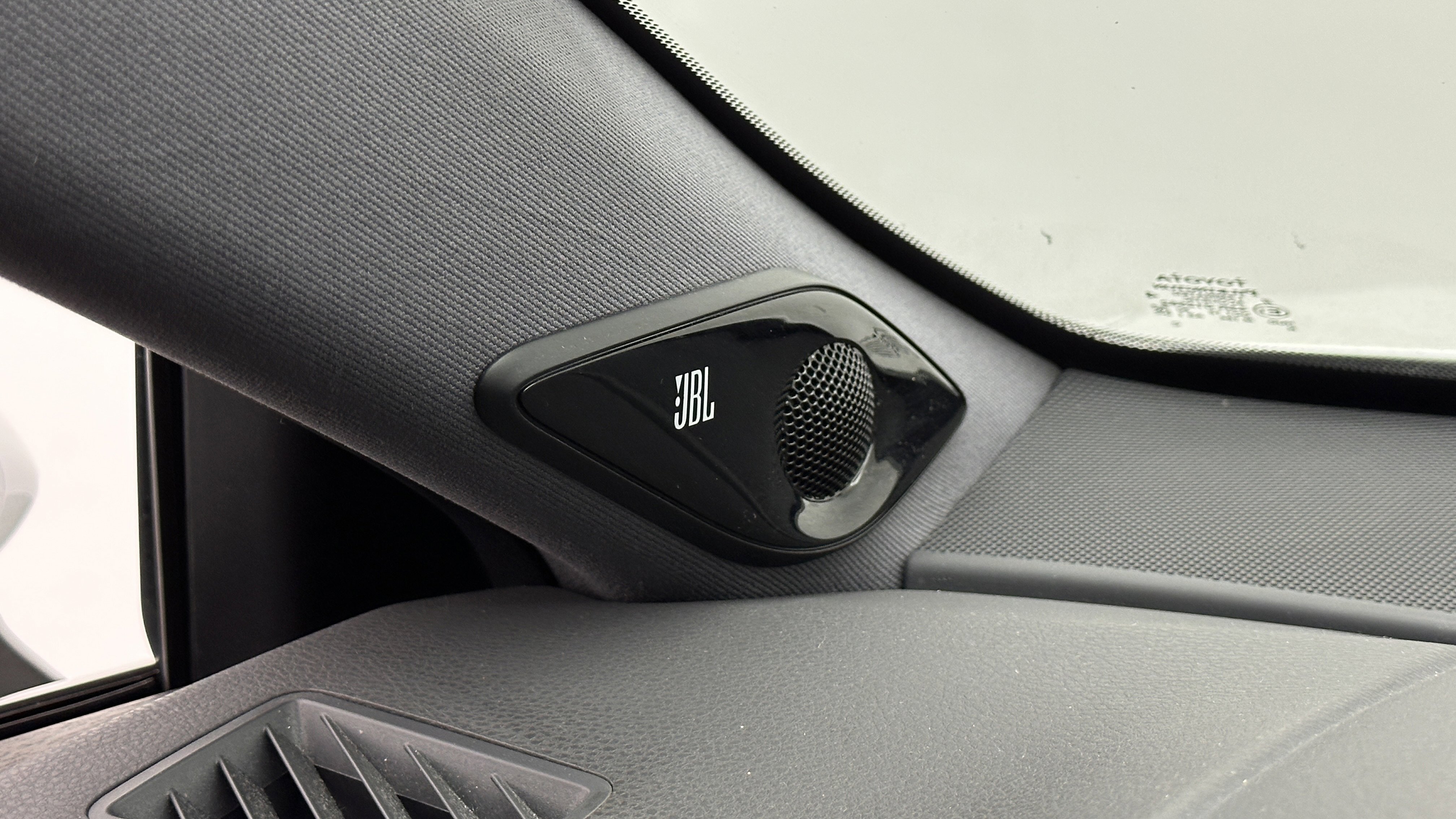 Used 2019 Toyota Avalon Limited w/ All Weather Liner Package image 23