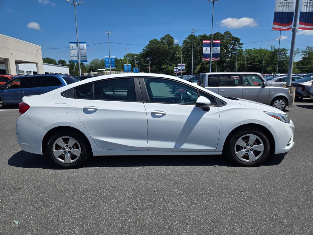 Used 2017 Chevrolet Cruze LS FWD image 12
