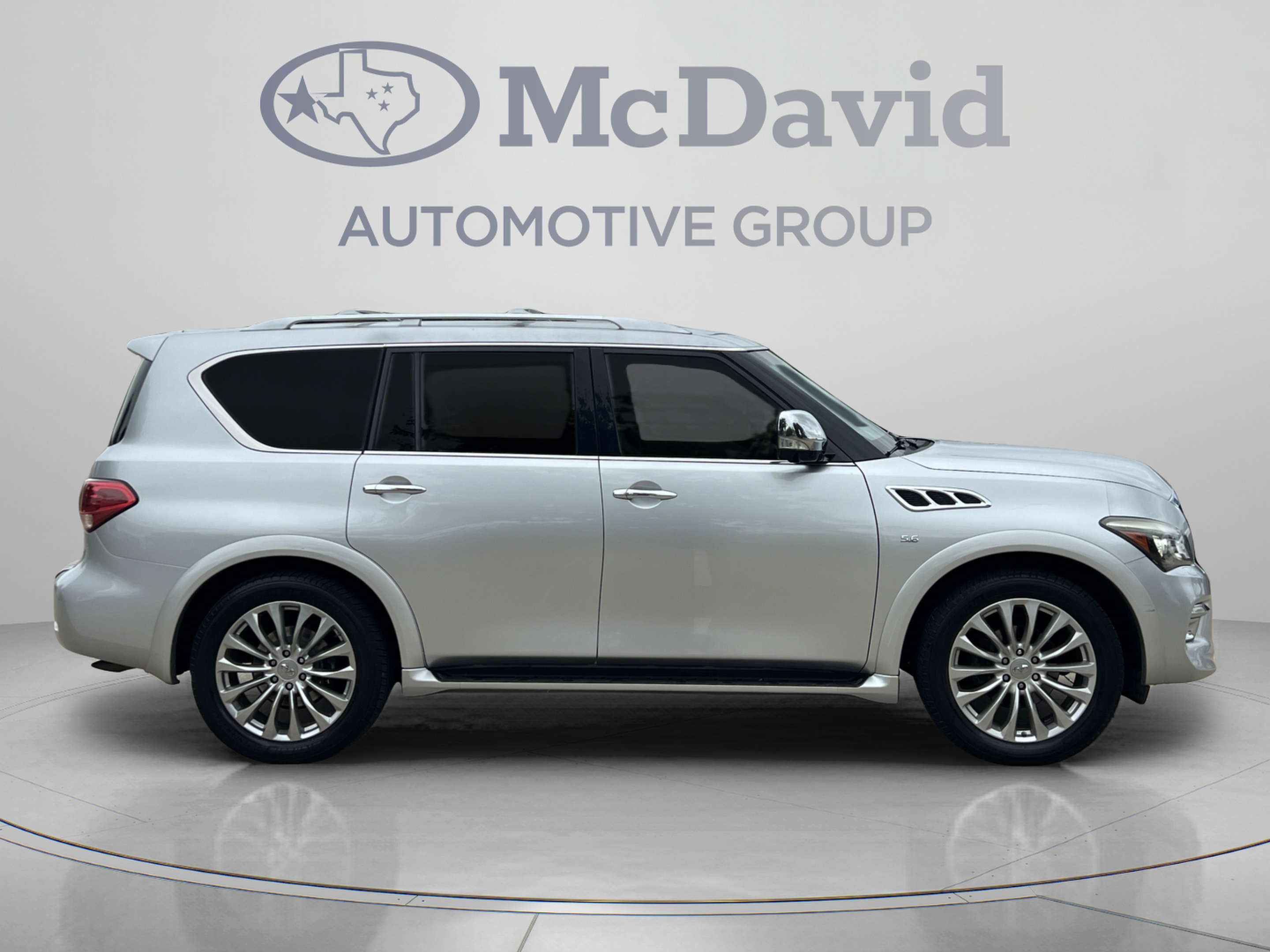 Used 2015 INFINITI QX80 2WD w/ Deluxe Technology Package image 8
