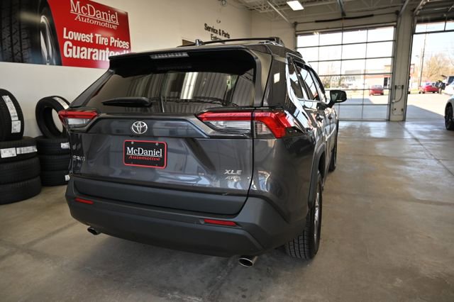 Used 2022 Toyota RAV4 XLE image 6
