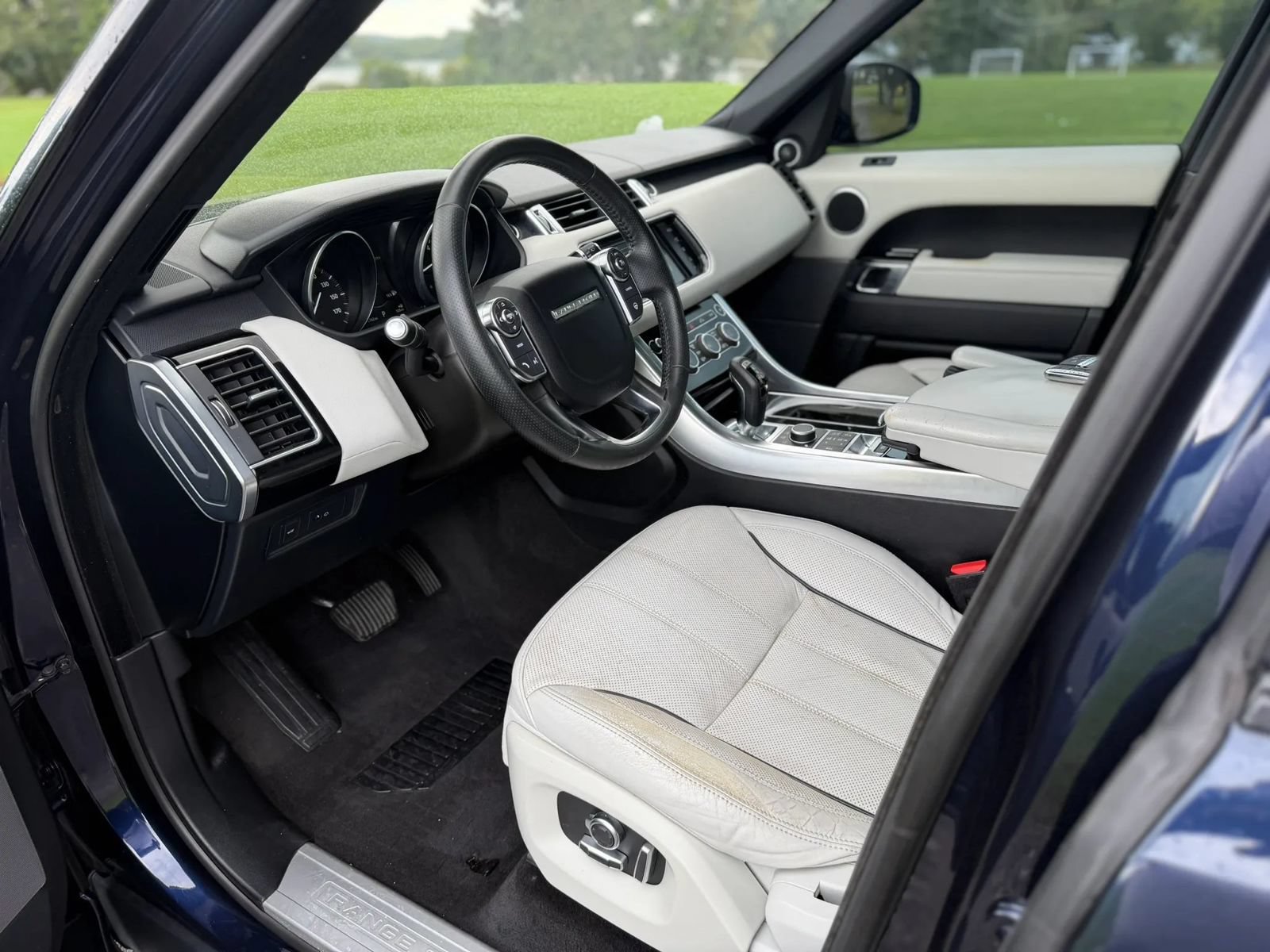 Used 2016 Land Rover Range Rover Sport HSE AWD/4WD image 78