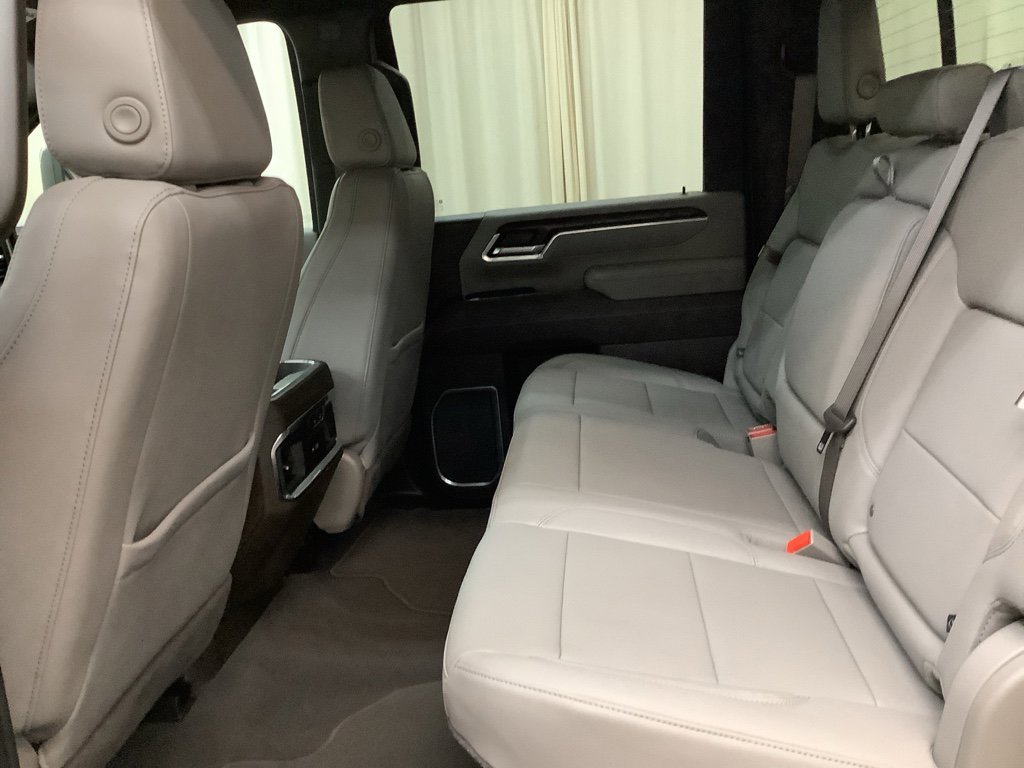 New 2026 GMC Sierra 2500 SLT w/ SLT Premium Package AWD/4WD image 29