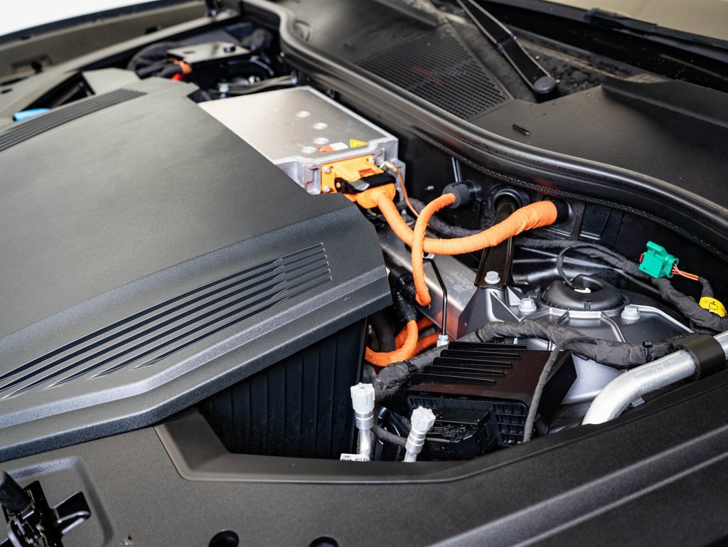 Used 2022 Audi e-tron Premium w/ Convenience Plus Package image 37