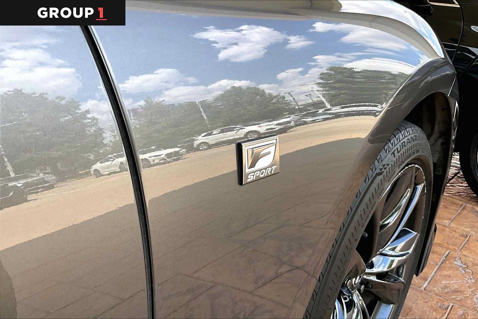 Certified 2022 Lexus LS 500 F Sport w/ Accessory Package (Z2) RWD image 17