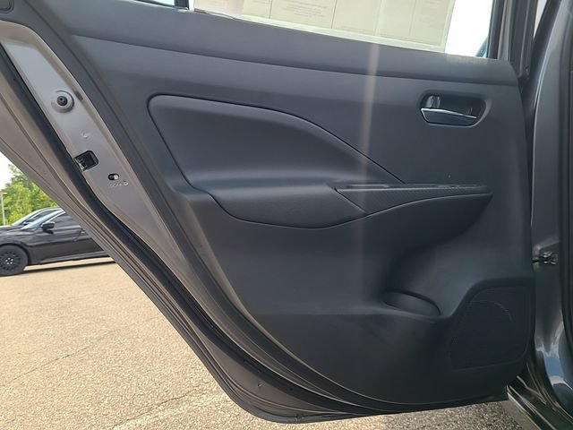 New 2025 Nissan Versa SV w/ Trunk Package FWD image 19