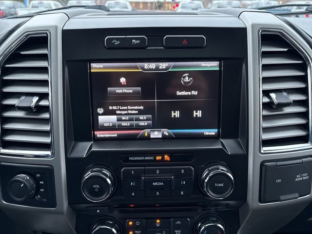 Used 2015 Ford F150 Lariat image 29