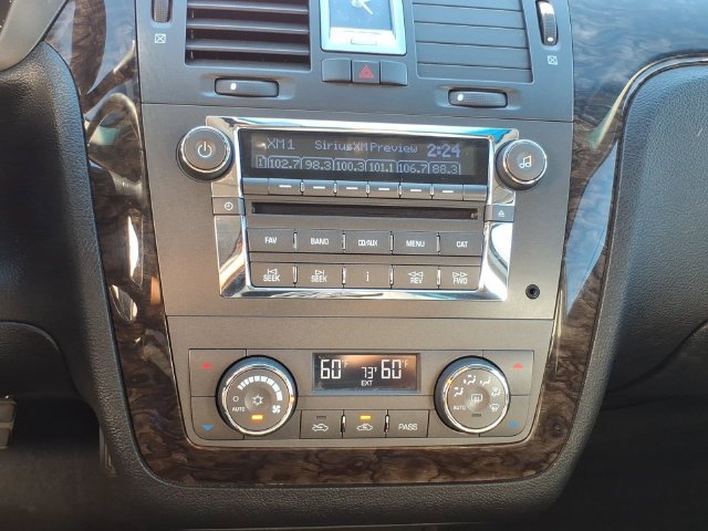Used 2010 Cadillac DTS FWD image 19