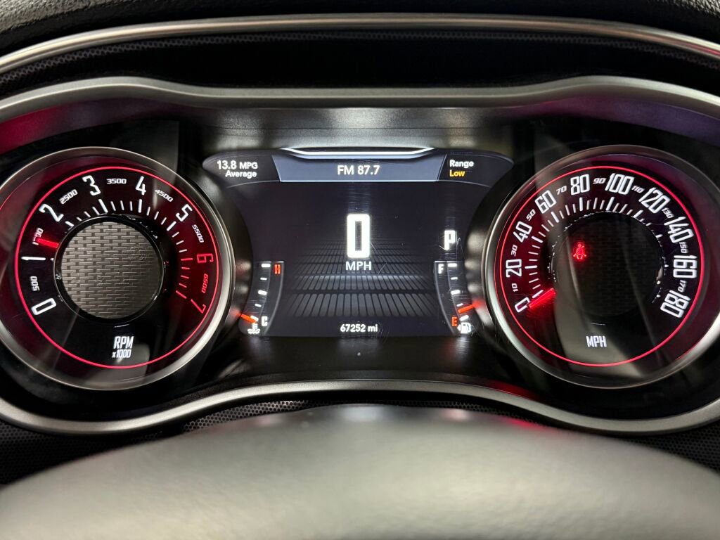 Used 2016 Dodge Challenger R/T Scat Pack w/ Leather Interior Group image 11