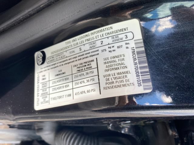 Used 2013 Ford Escape Titanium w/ Parking Technology Pkg AWD/4WD image 27