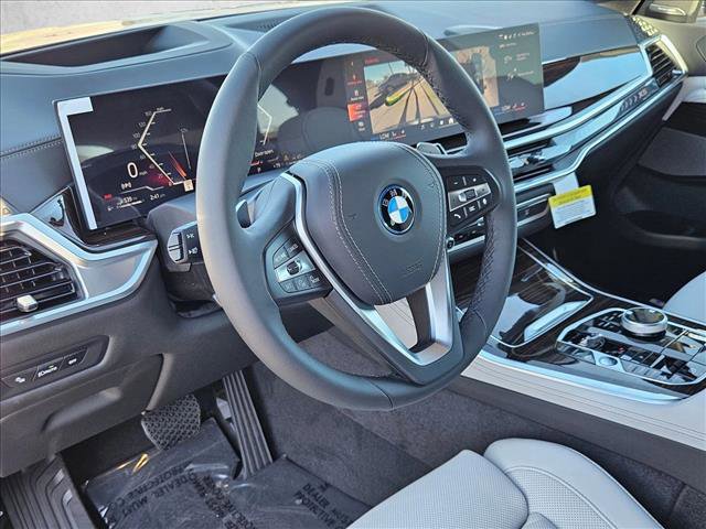 New 2026 BMW X5 xDrive50e w/ Executive Package image 3