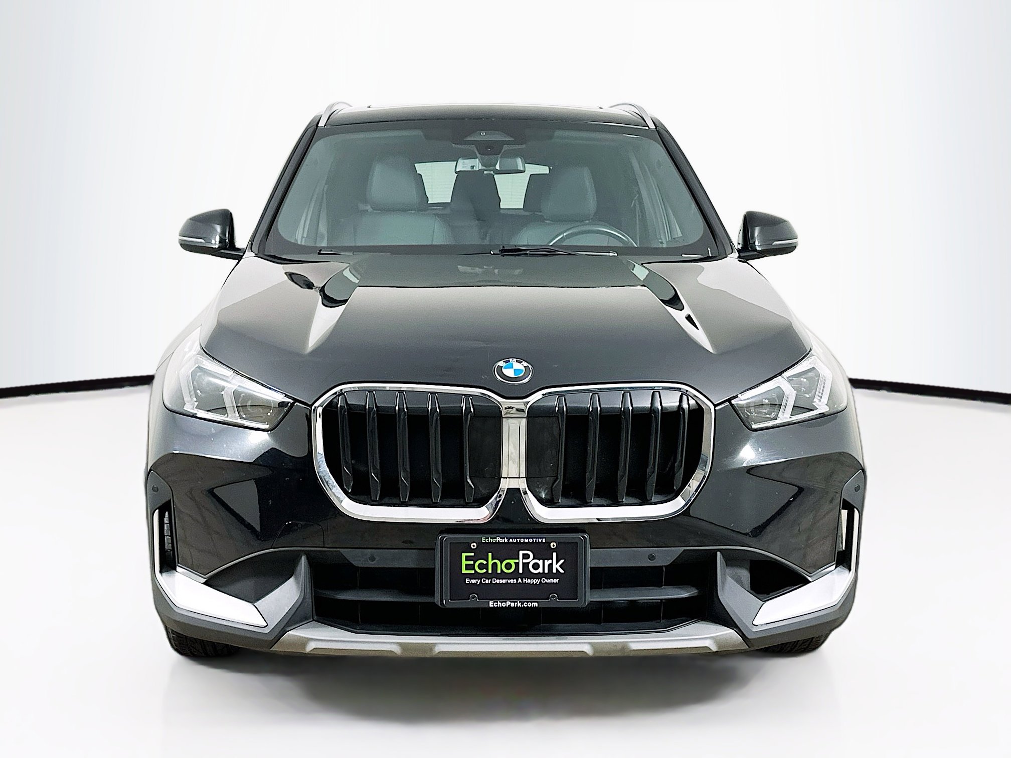 Used 2023 BMW X1 xDrive28i image 2