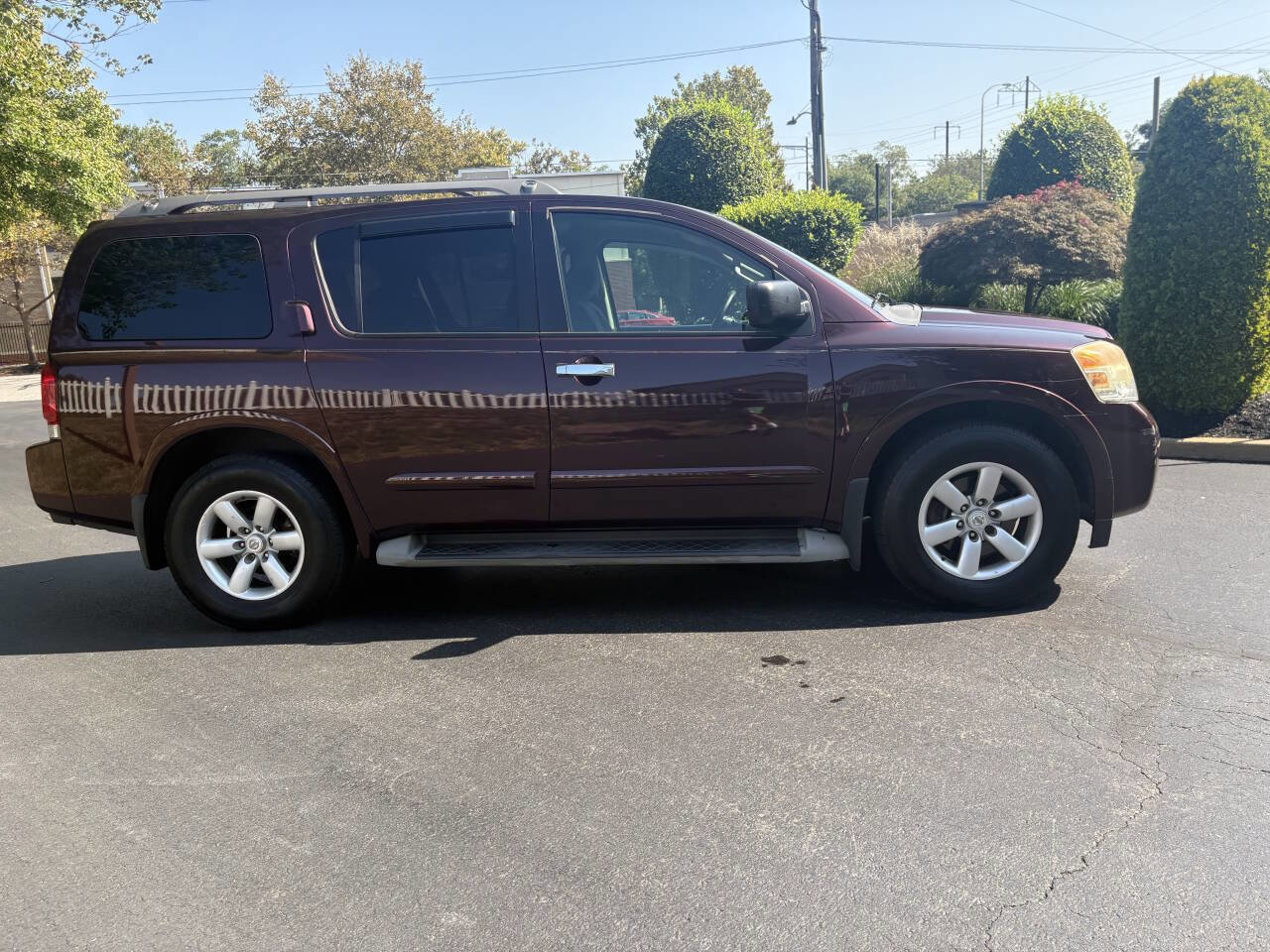 Used 2013 Nissan Armada SV image 5