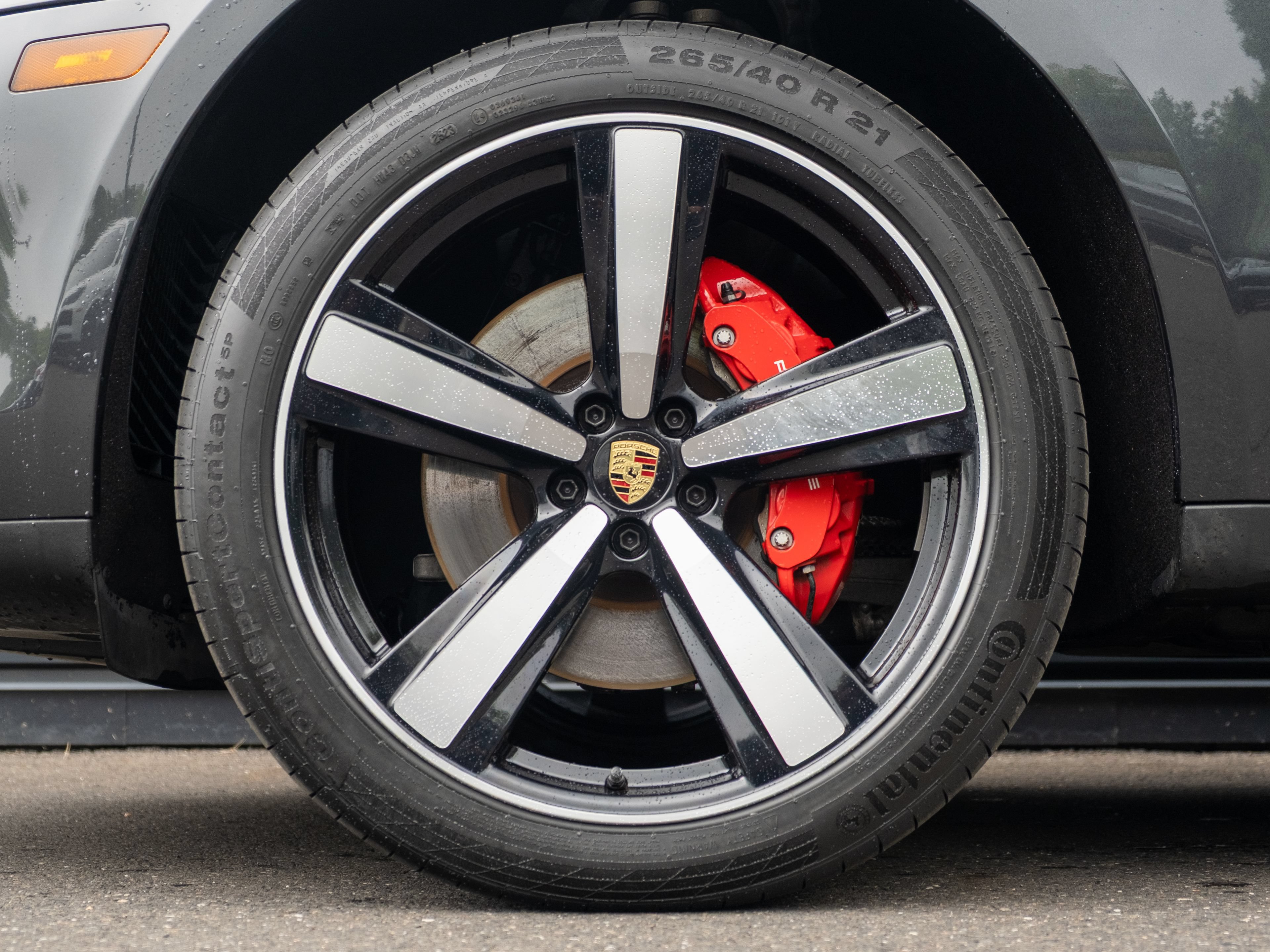 Certified 2024 Porsche Macan S AWD/4WD image 12