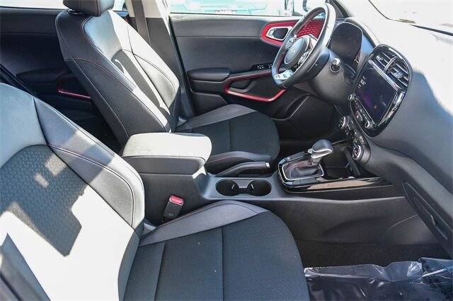 New 2025 Kia Soul GT-Line image 16