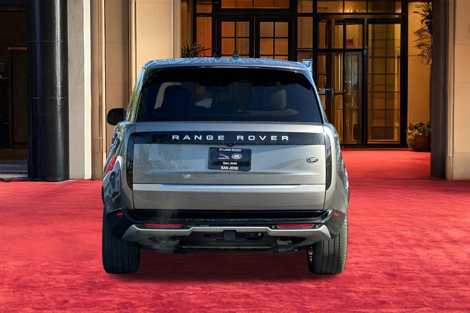 Certified 2023 Land Rover Range Rover Long Wheelbase Autobiography image 10