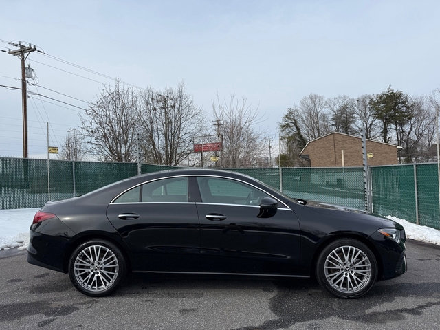 Used 2025 Mercedes-Benz CLA 250 image 5