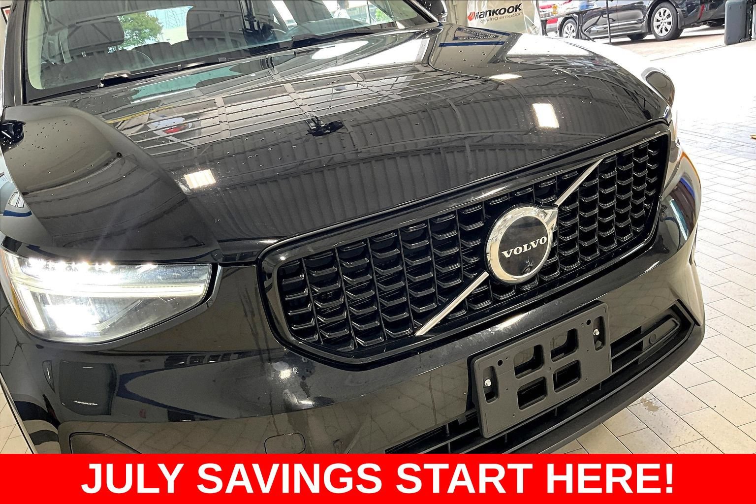 Used 2023 Volvo XC40 B5 Ultimate AWD/4WD image 38