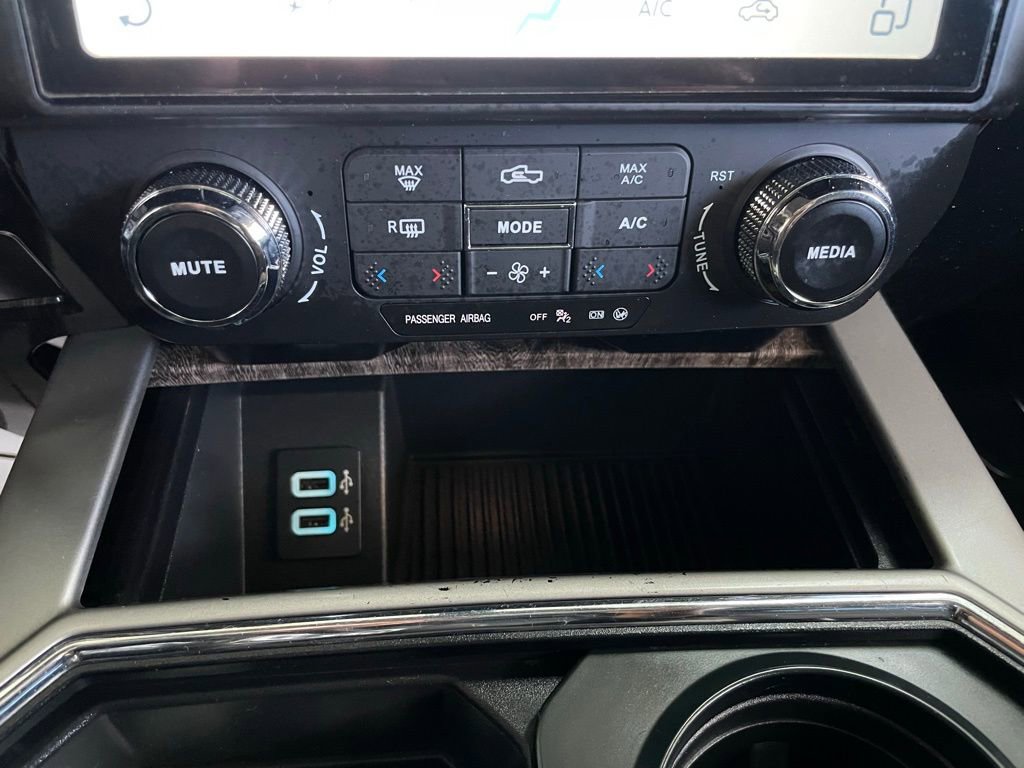 Used 2017 Ford F350 Lariat w/ Lariat Ultimate Package image 42